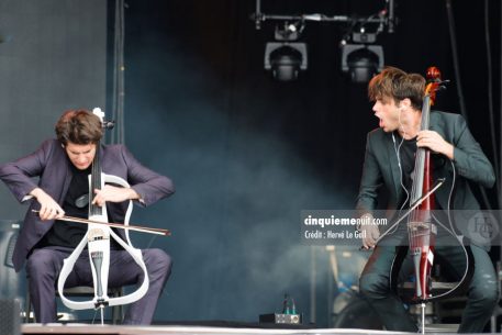 2Cellos Festival les Vieilles Charrues vendredi 18 juillet 2014 par Herve Le Gall.