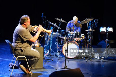 Jean-Luc Cappozzo et Famoudou Don Moye Mac Orlan Atlantique jazz festival vendredi 17 octobre 2014 par Herve Le Gall.