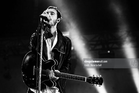 Editors Festival les Vieilles Charrues dimanche 17 juillet 2016 par Hervé « harvey » LE GALL photographe Cinquième nuit