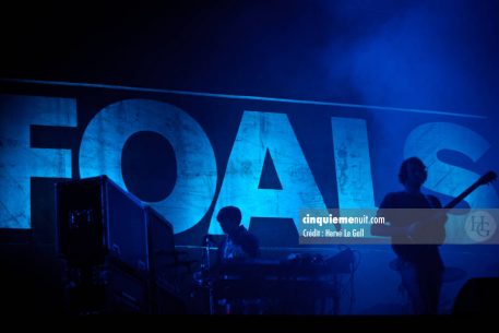 Foals Festival les Vieilles Charrues Carhaix vendredi 15 juillet 2011 par herve le gall photographe cinquieme nuit