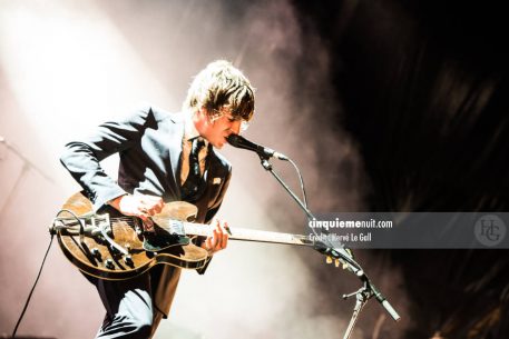 Miles Kane Fête du Bruit dans Landerneau samedi 11 août 2012 par herve le gall photographe cinquieme nuit