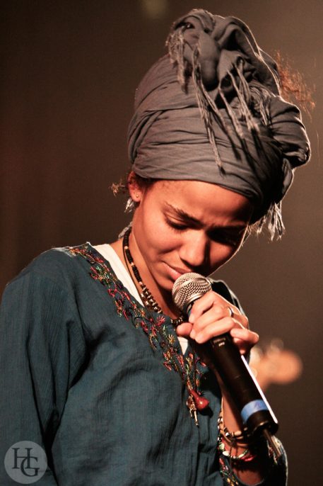 Nneka festival Art rock concert du samedi 26 mai 2007 par herve le gall photographe cinquieme nuit