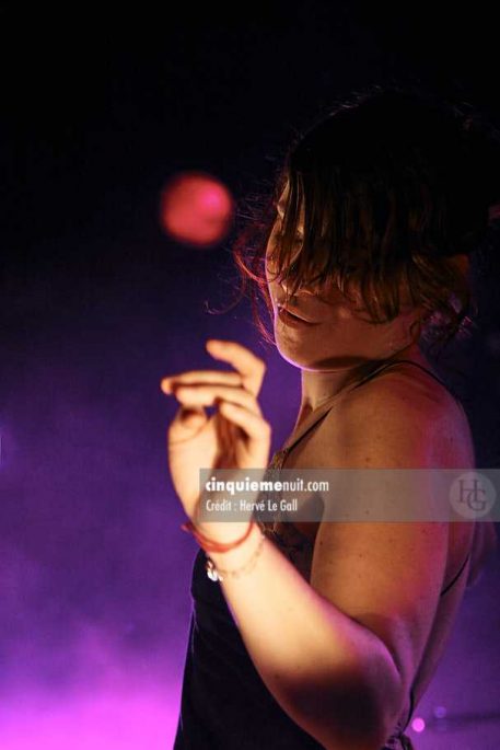 Nouvelle Vague feat. Mélanie Pain Espace Vauban 31 janvier 2007 par herve le gall photographe cinquieme nuit