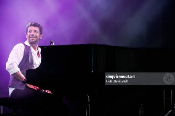 Patrick Bruel Festival les Vieilles Charrues vendredi 19 juillet 2013 par herve le gall photographe cinquieme nuit