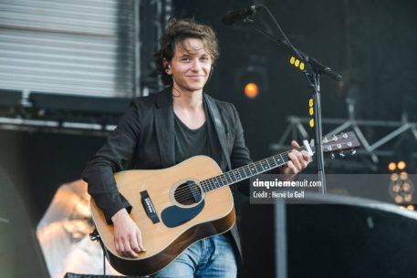 Raphael Festival les Vieilles Charrues jeudi 18 juillet 2013 par herve le gall photographe cinquieme nuit