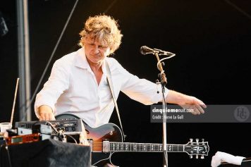 Rodolphe Burger meteor extended Festival les Vieilles Charrues dimanche 23 juillet 2006 par Hervé « harvey » LE GALL photographe Cinquième nuit