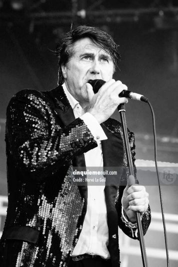 Bryan Ferry Festival les Vieilles Charrues samedi 21 juillet 2007 par herve le gall photographe cinquieme nuit